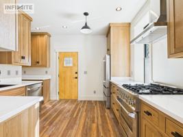 featured image of 1423 W Babcock St