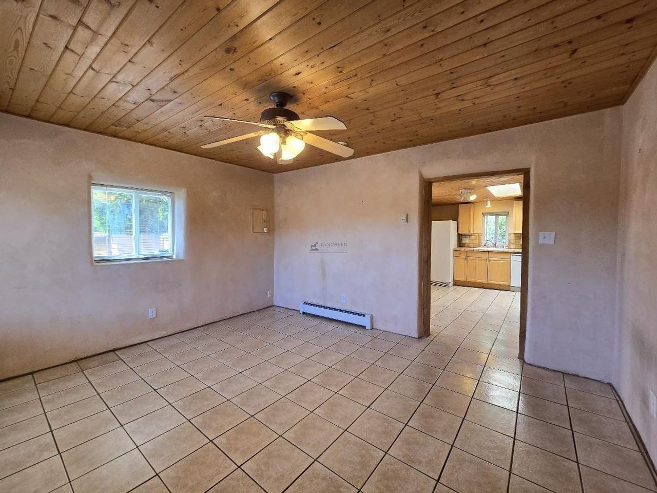 1333A Hickox St - Photo 4 of 14