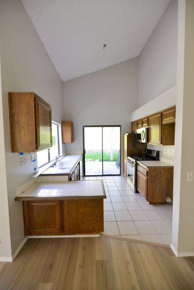 123 Calle Cuervo - Photo 2 of 18