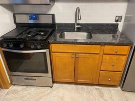 featured image of 834 Allen Ave