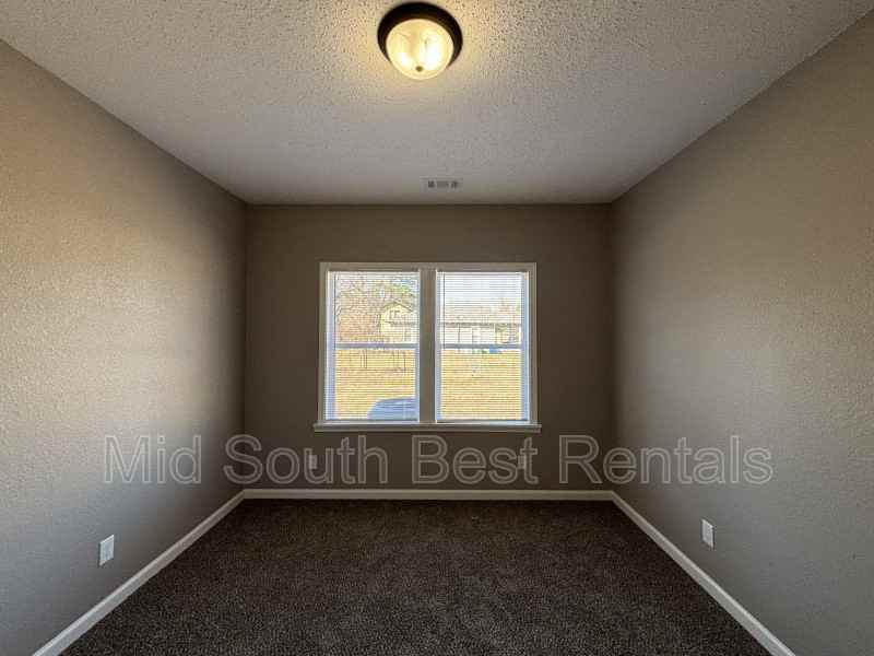 2420 E 2nd St - Photo 4 of 8