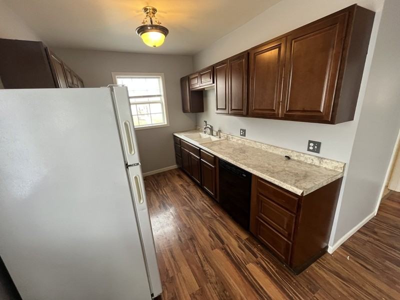 1509 Bell Ave - Photo 2 of 19