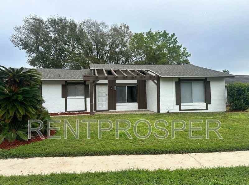 10453 Lazy Lake Dr - Photo 2 of 18