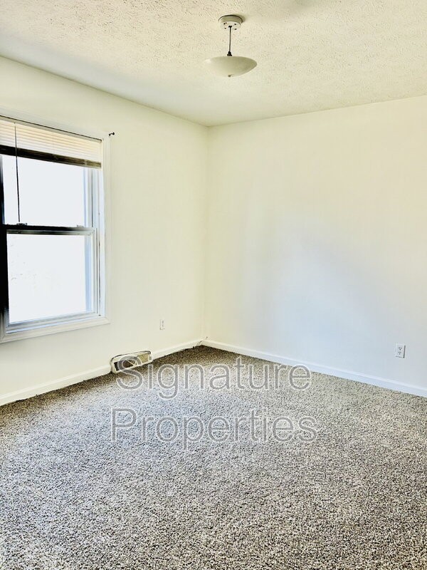 3203 Golf Course Rd #1UNIT1 - Photo 4 of 11