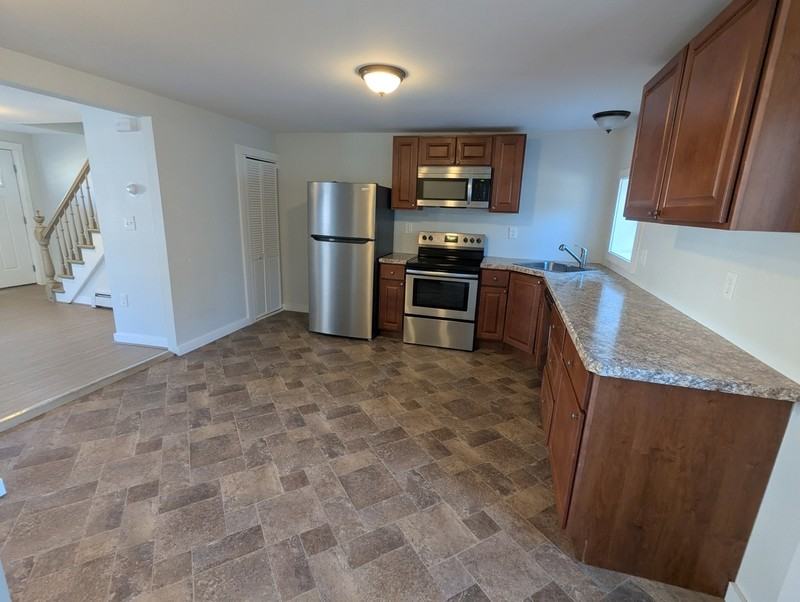 90 Prospect St - Photo 2 of 10