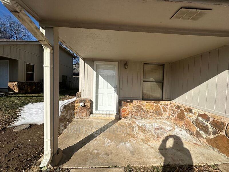 6712 S 78th East Ave - Photo 2 of 40