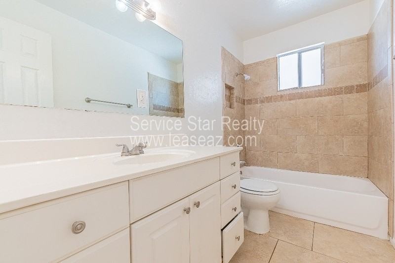532 W Dublin St - Photo 4 of 50
