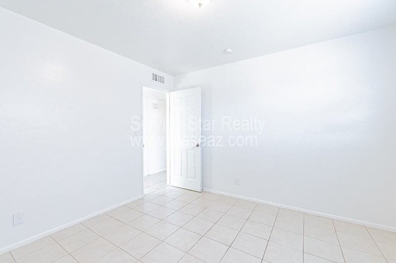 532 W Dublin St - Photo 5 of 50