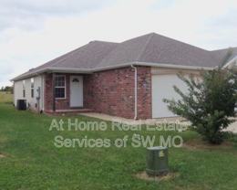 631 S Landen Ave - Photo 1 of 1