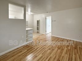 featured image of 728 Darina Ave #8