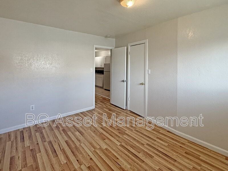 728 Darina Ave #8 - Photo 6 of 38