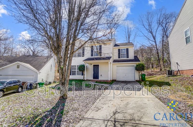 1015 Alston Hill Dr - Photo 2 of 47