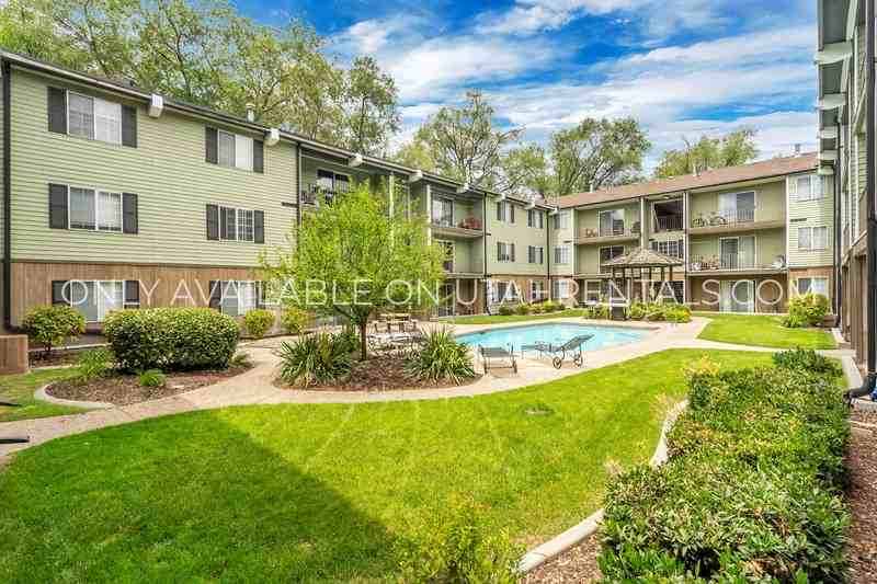 728 Wn #214-3 - Photo 2 of 15