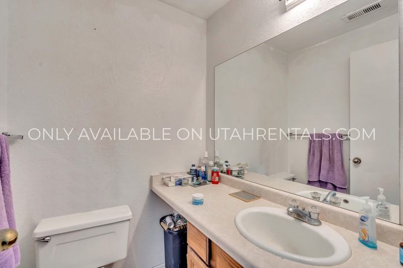 728 Wn #214-3 - Photo 7 of 15