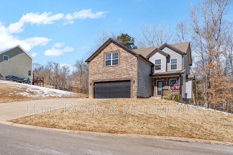 1351 Holden Dr - Photo 2 of 35