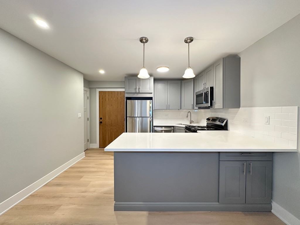 1220 N La Salle Dr #4E - Photo 5 of 21