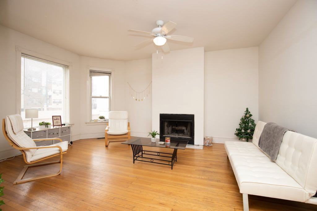 6719 N Sheridan Rd #1N - Photo 6 of 21