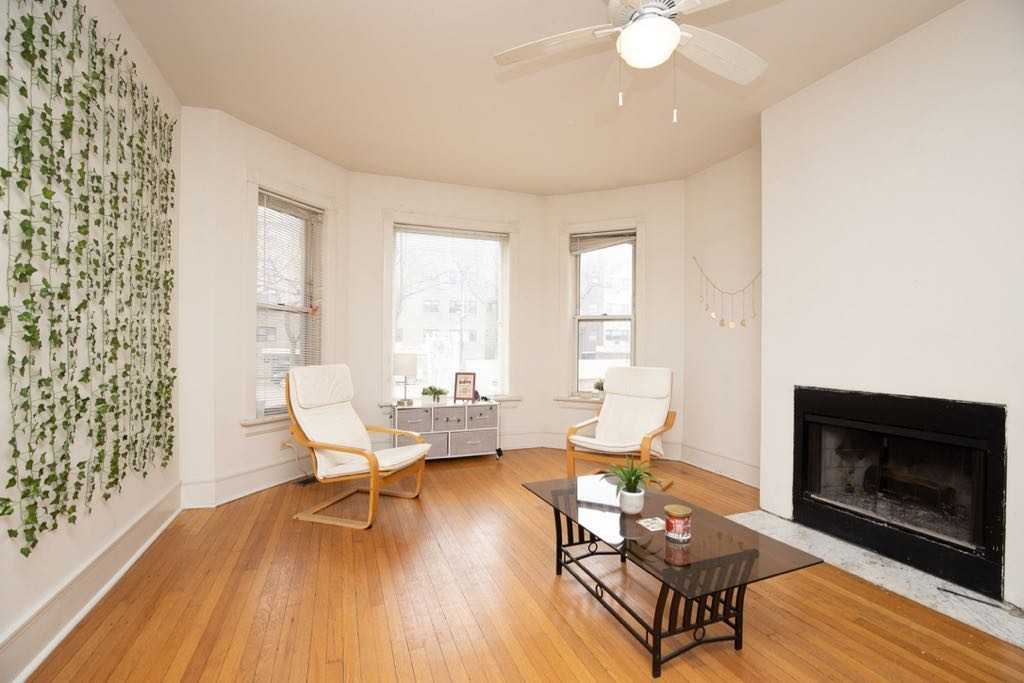 6719 N Sheridan Rd #1N - Photo 7 of 21