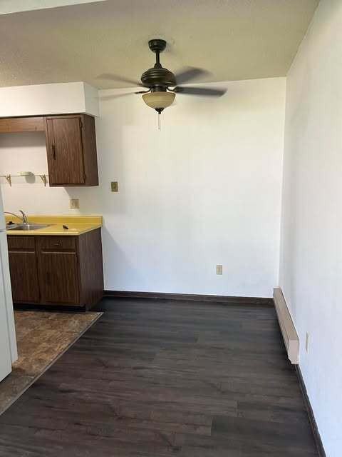 717 E Garland St - Photo 2 of 12