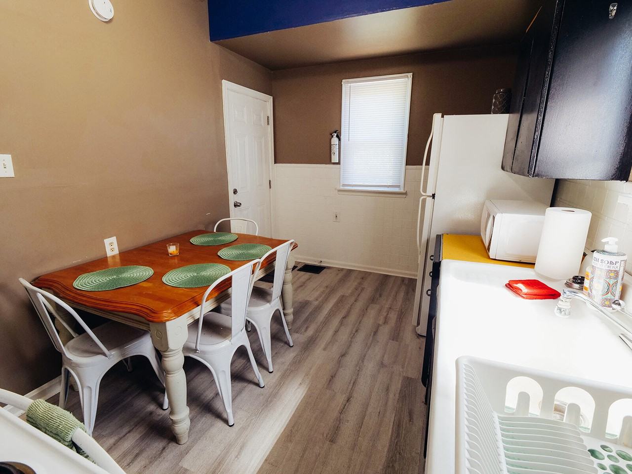 2012 Wayland Avenue - Photo 2 of 10