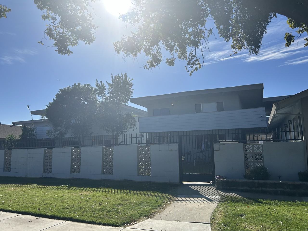 1304 ENSENADA Drive - Photo 2 of 27