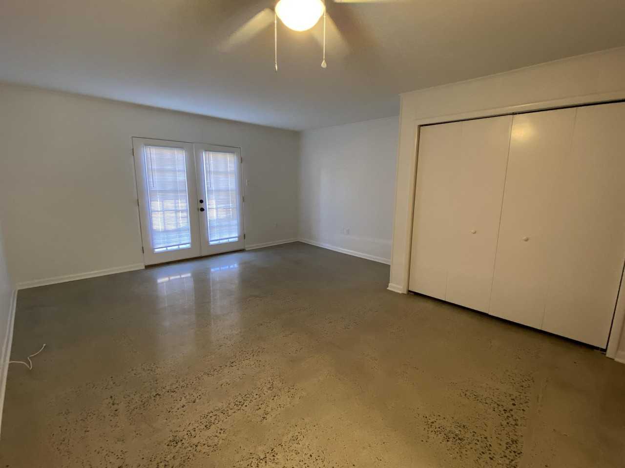 710 S. Mitchell - Photo 3 of 8