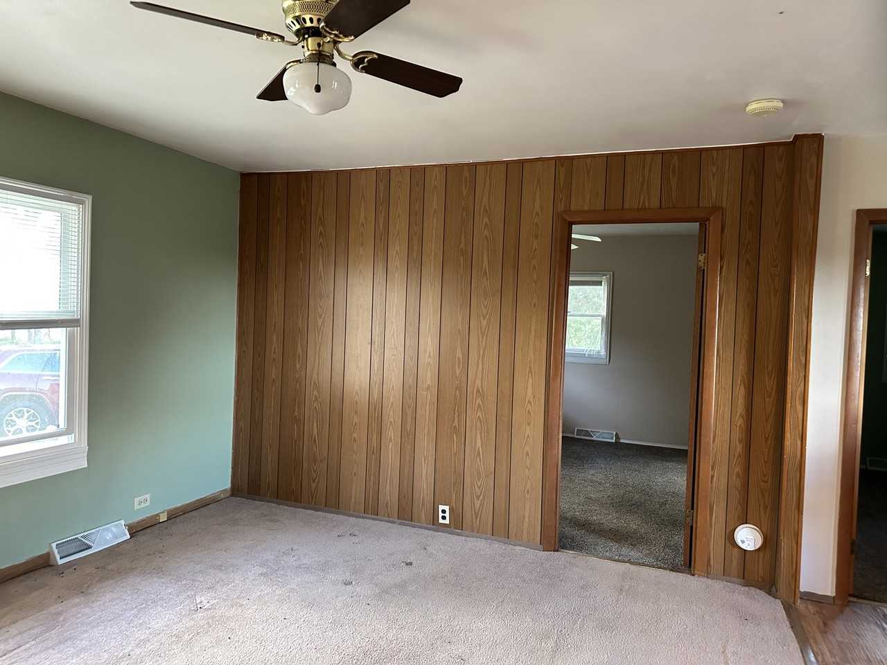 2310 Red Oak Rd - Photo 3 of 11