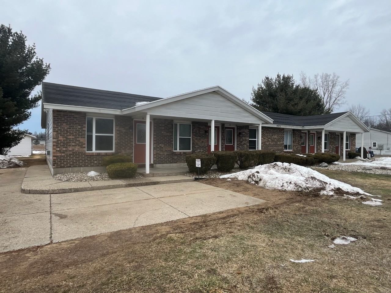 7623 48th Avenue - Photo 2 of 2