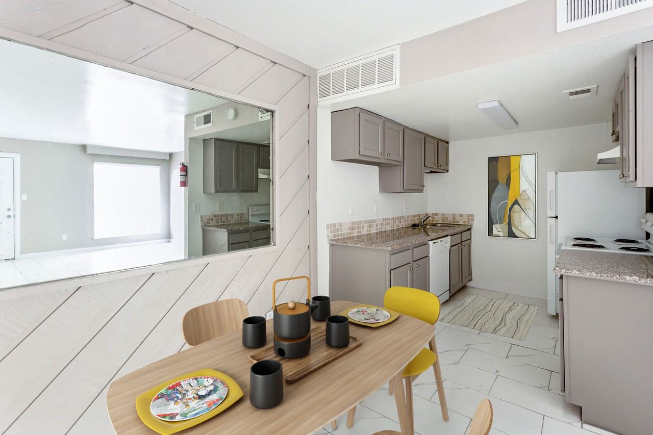 Town Park Apartments - Photo 6 of 28