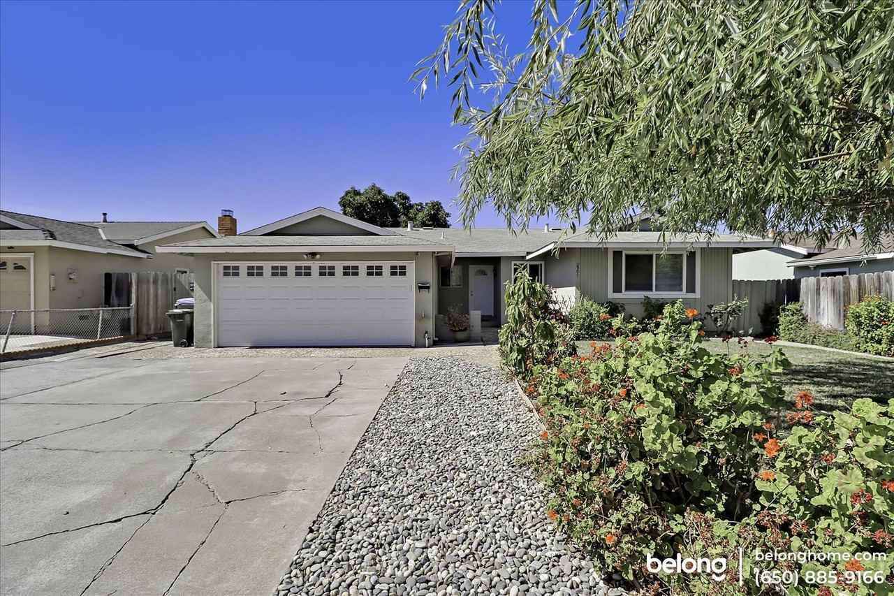 2901 S White Rd - Photo 2 of 38