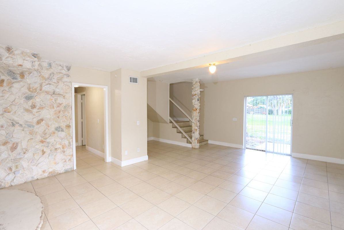 4916 Silver Oak Dr - Photo 5 of 39