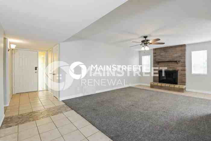 3771 W Raintree Dr - Photo 3 of 16