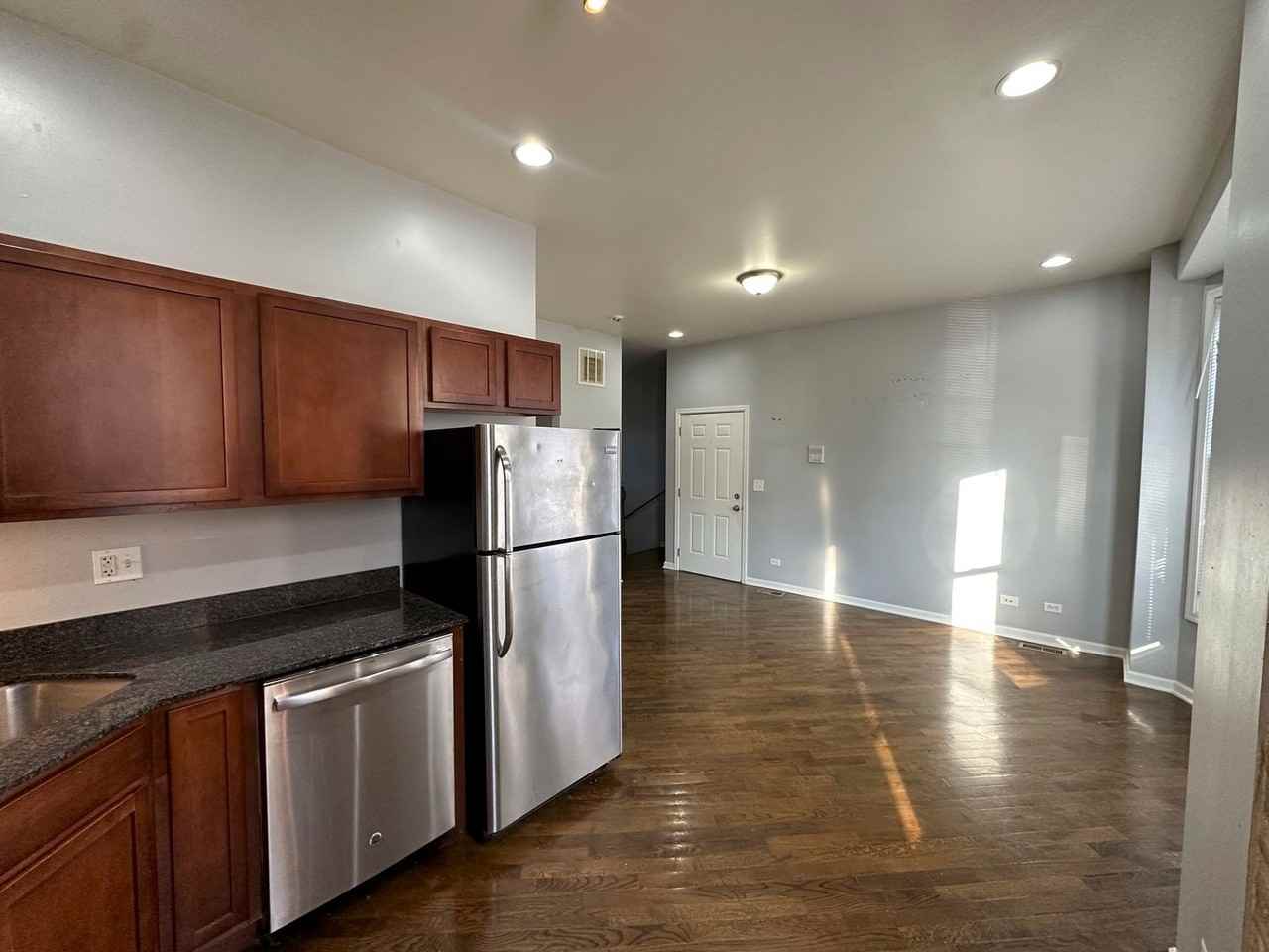 2748 West Le Moyne Street #1E - Photo 2 of 14