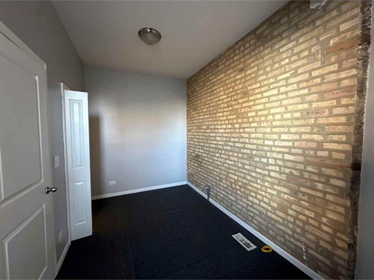 2748 West Le Moyne Street #1E - Photo 6 of 14