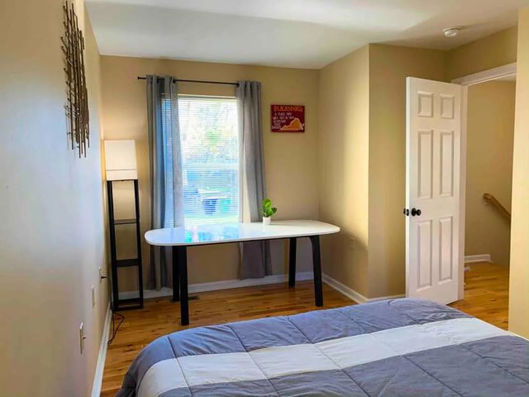 513 Bixby Ct #513 - Photo 3 of 10