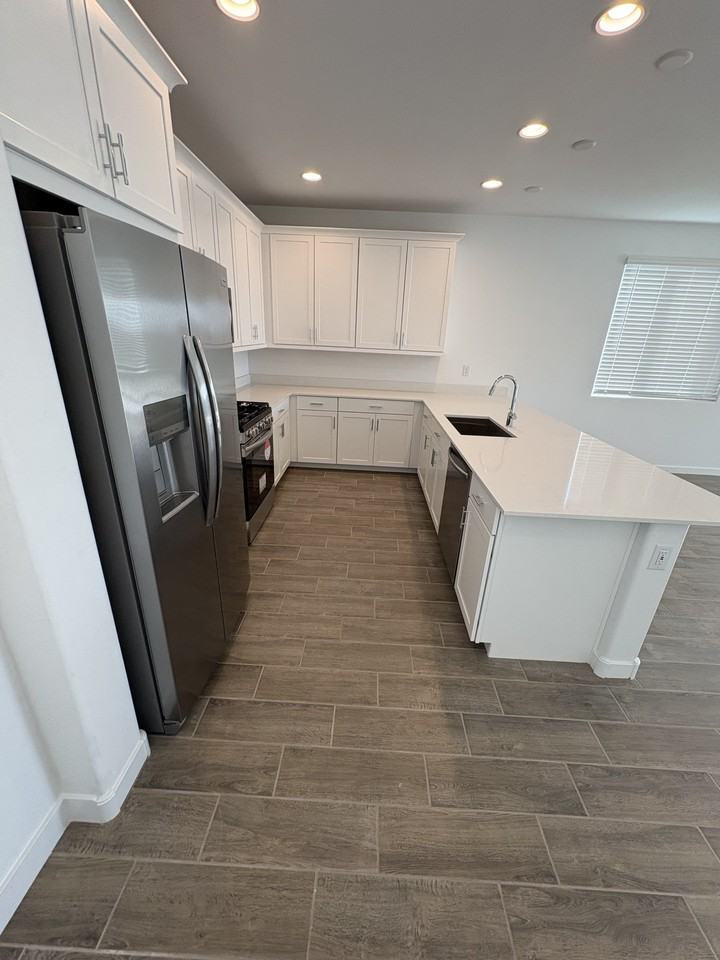 3228 S Piedra #NA - Photo 3 of 24