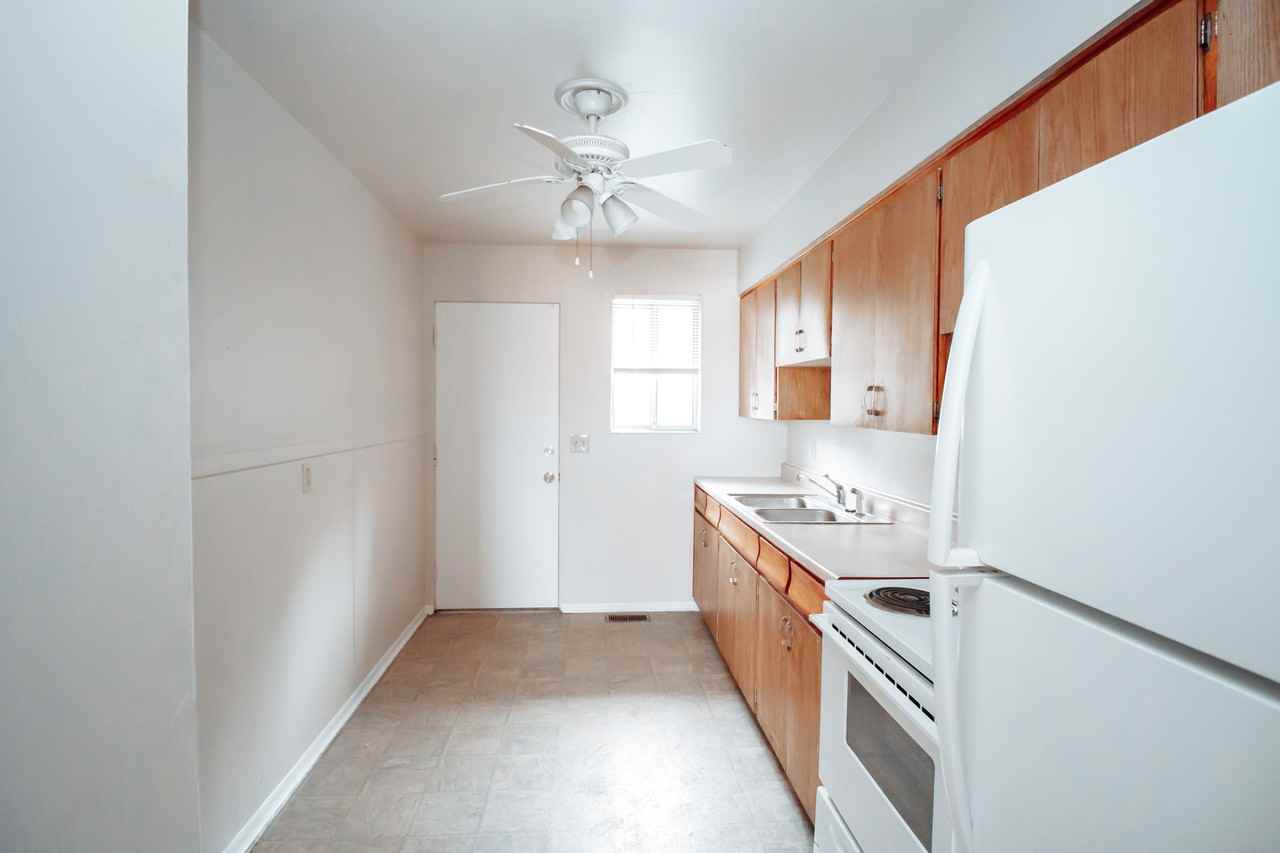 4825 Hill Ave #34 - Photo 6 of 17