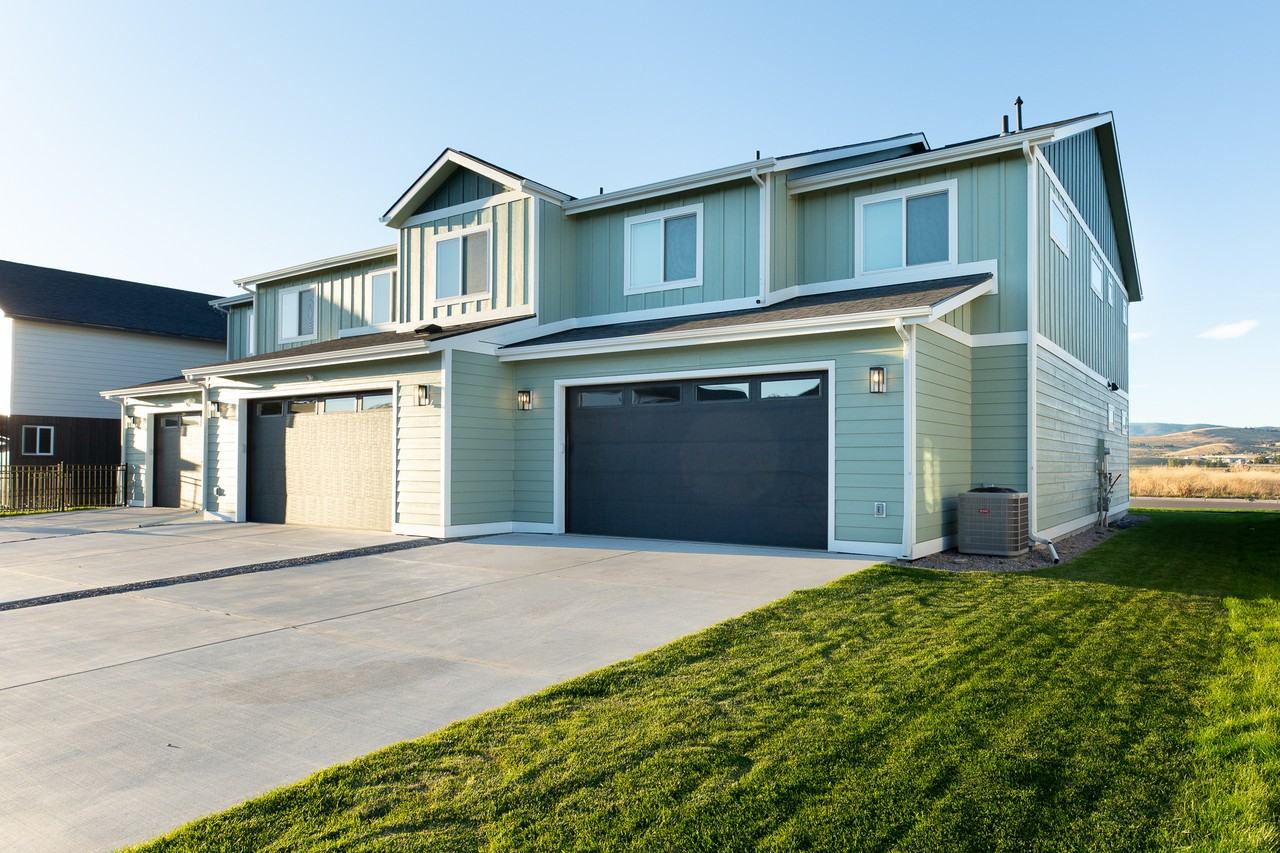 5377 Remington Dr #A - Photo 4 of 47