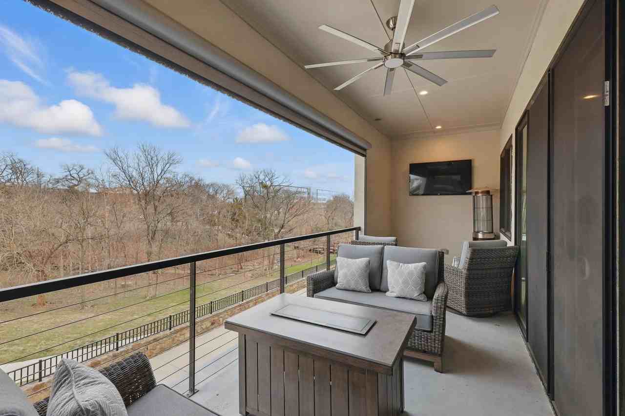 428 Northwood Dr #428 - Photo 5 of 50