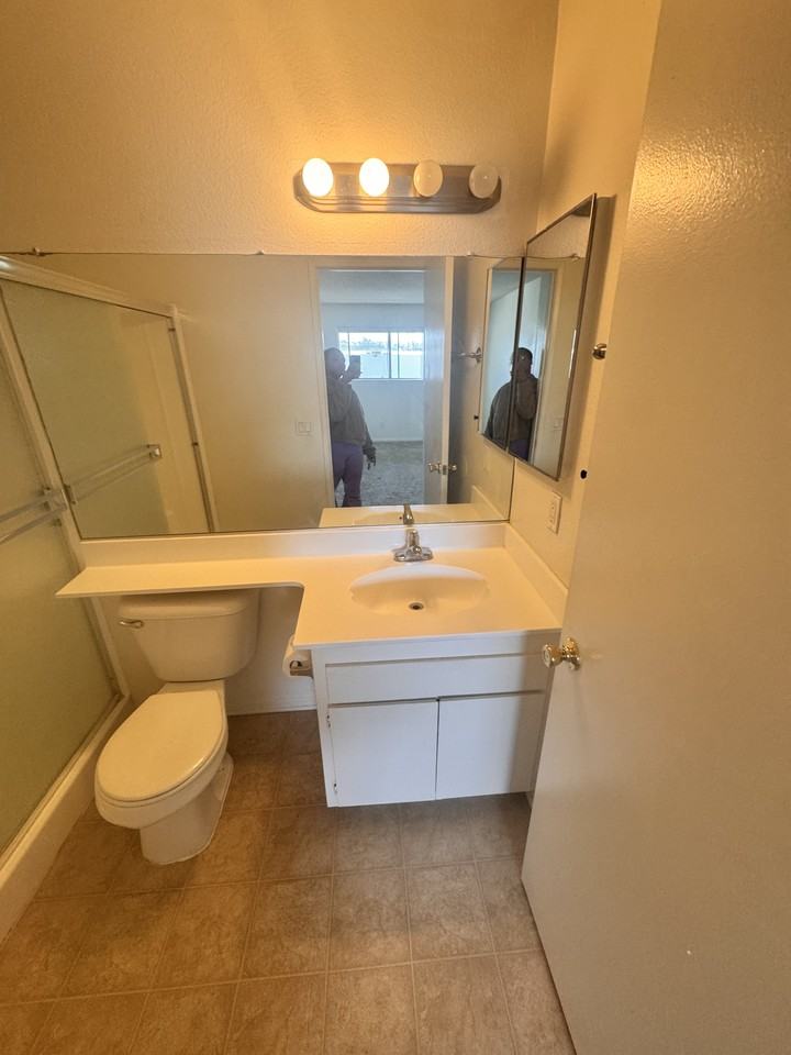 9842 Hamilton Ave #14 - Photo 4 of 16