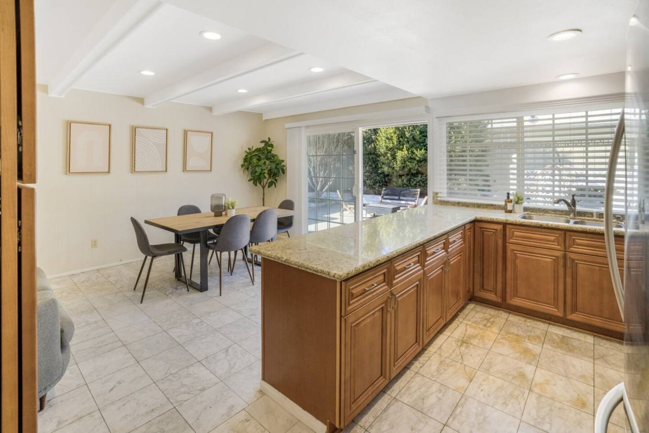 23721 Pasatiempo Ln #NA - Photo 6 of 10