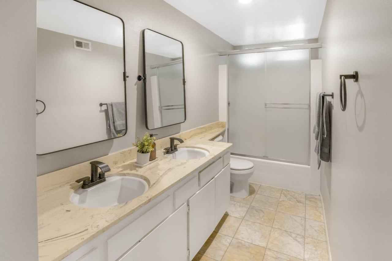 23721 Pasatiempo Ln #NA - Photo 7 of 10