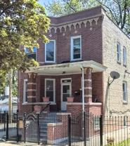 3415 W Lyndale St - Photo 1 of 1