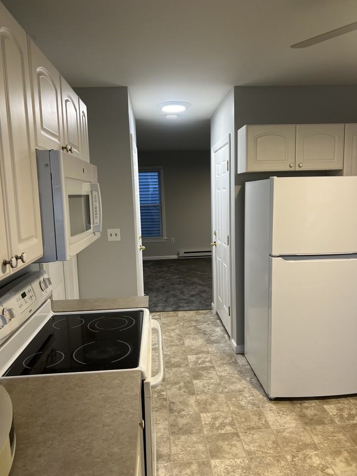 220 N Main St #2ndFL - Photo 3 of 14