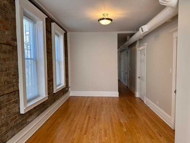 1746 W Beach Ave #1F - Photo 4 of 21