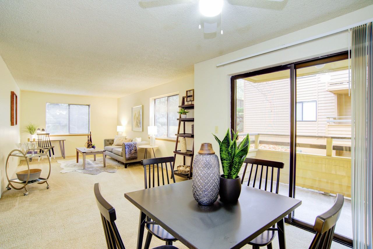 Willow Court Apartments - Photo 7 of 37