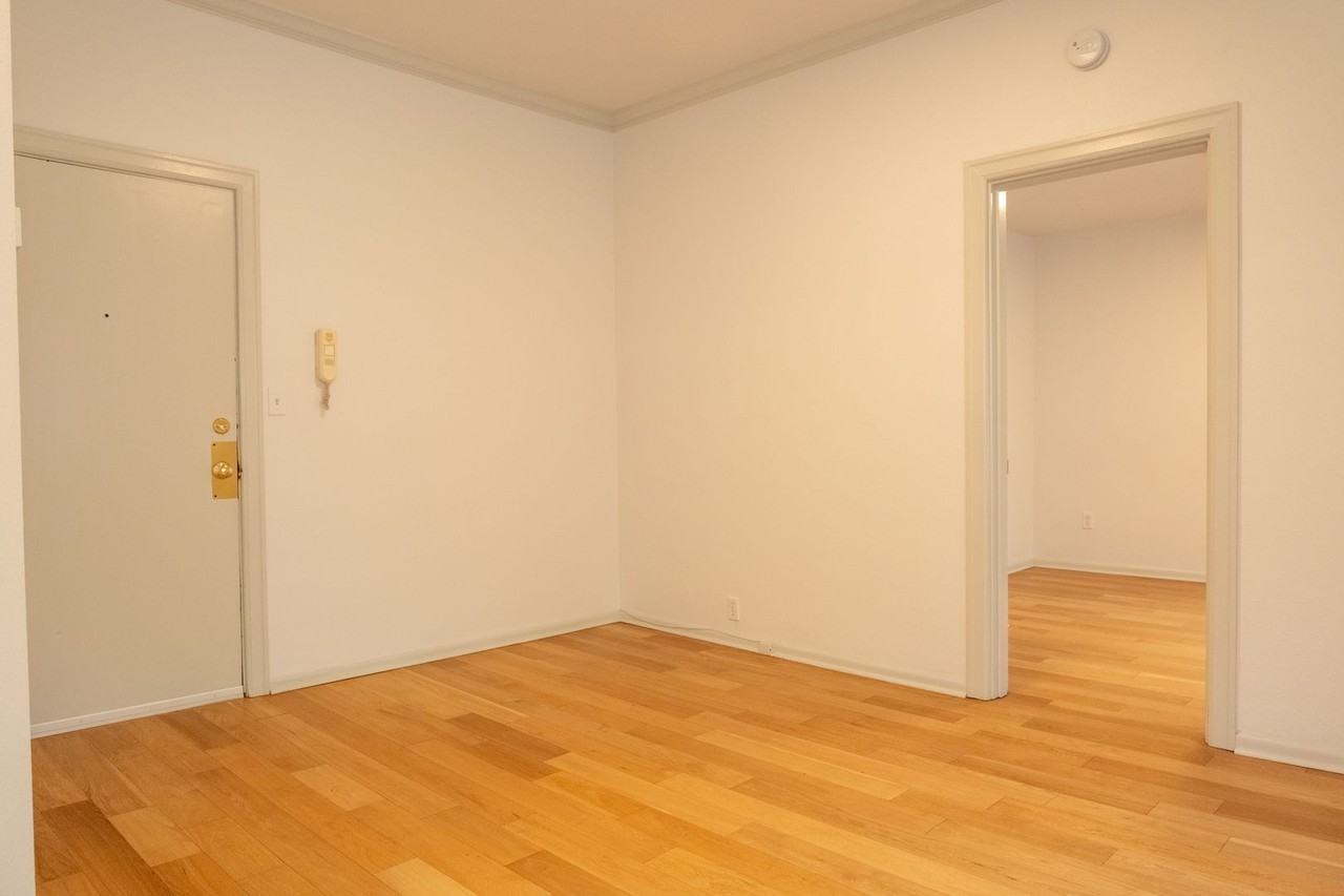 Beverly Alder Apartments - Photo 4 of 50