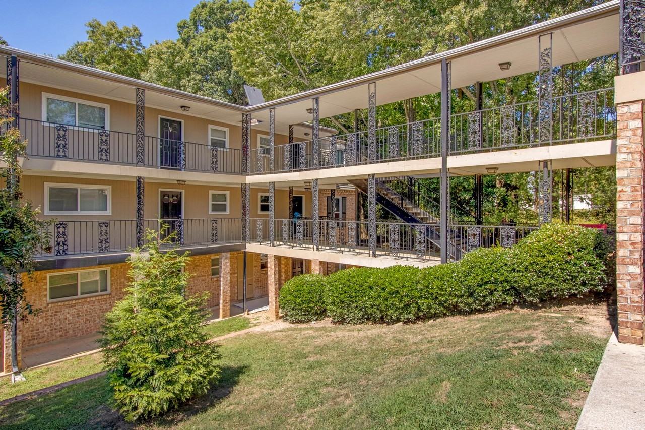 Welcome to Hickory Ridge Apartments! - Photo 6 of 13