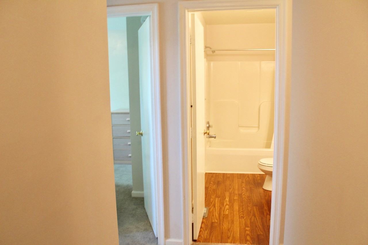 578 Pheasant Run Cir - Photo 7 of 21
