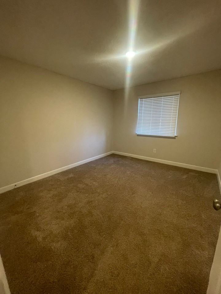 The Flats Off Main - Photo 7 of 45